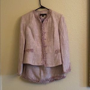 Women’s suit with skirt